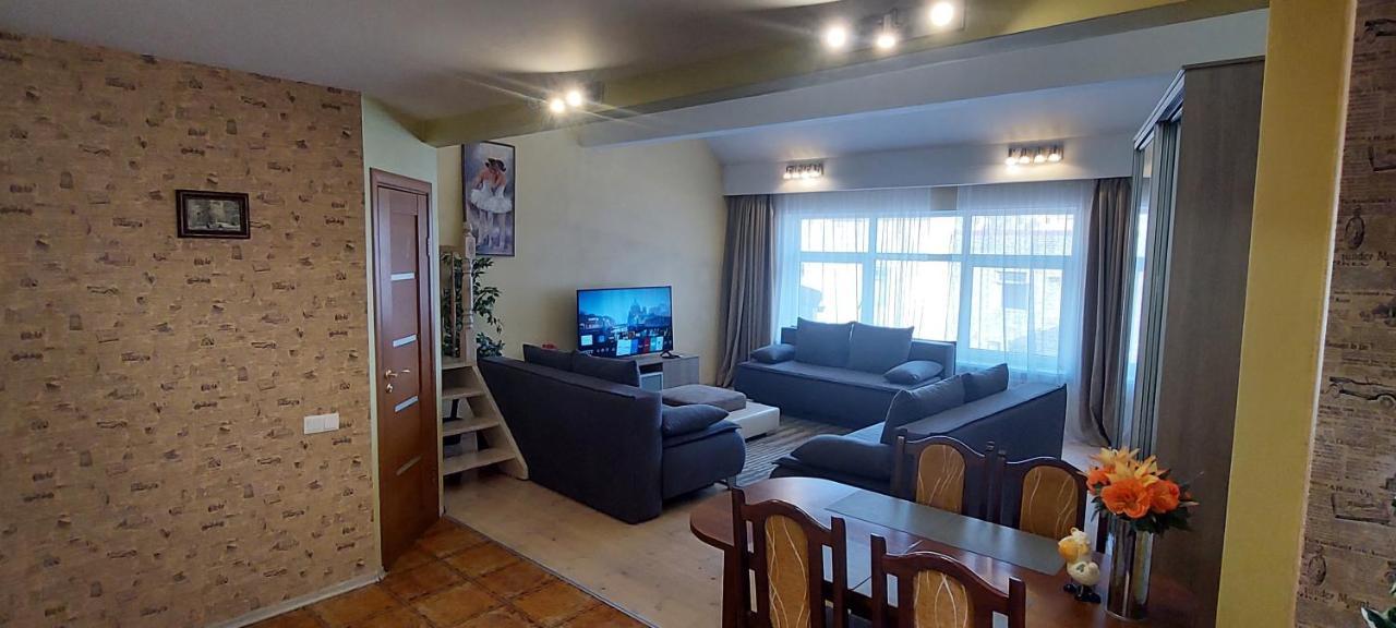 Daugavaluxapartments Free Parking Riga Bagian luar foto