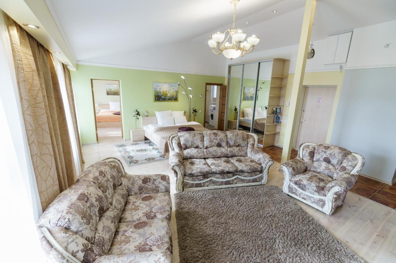 Daugavaluxapartments Free Parking Riga Bagian luar foto